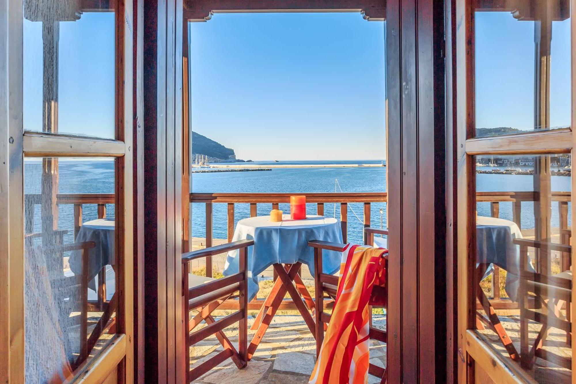 Nikolaos Studios Apartments Skopelos Town Exterior foto