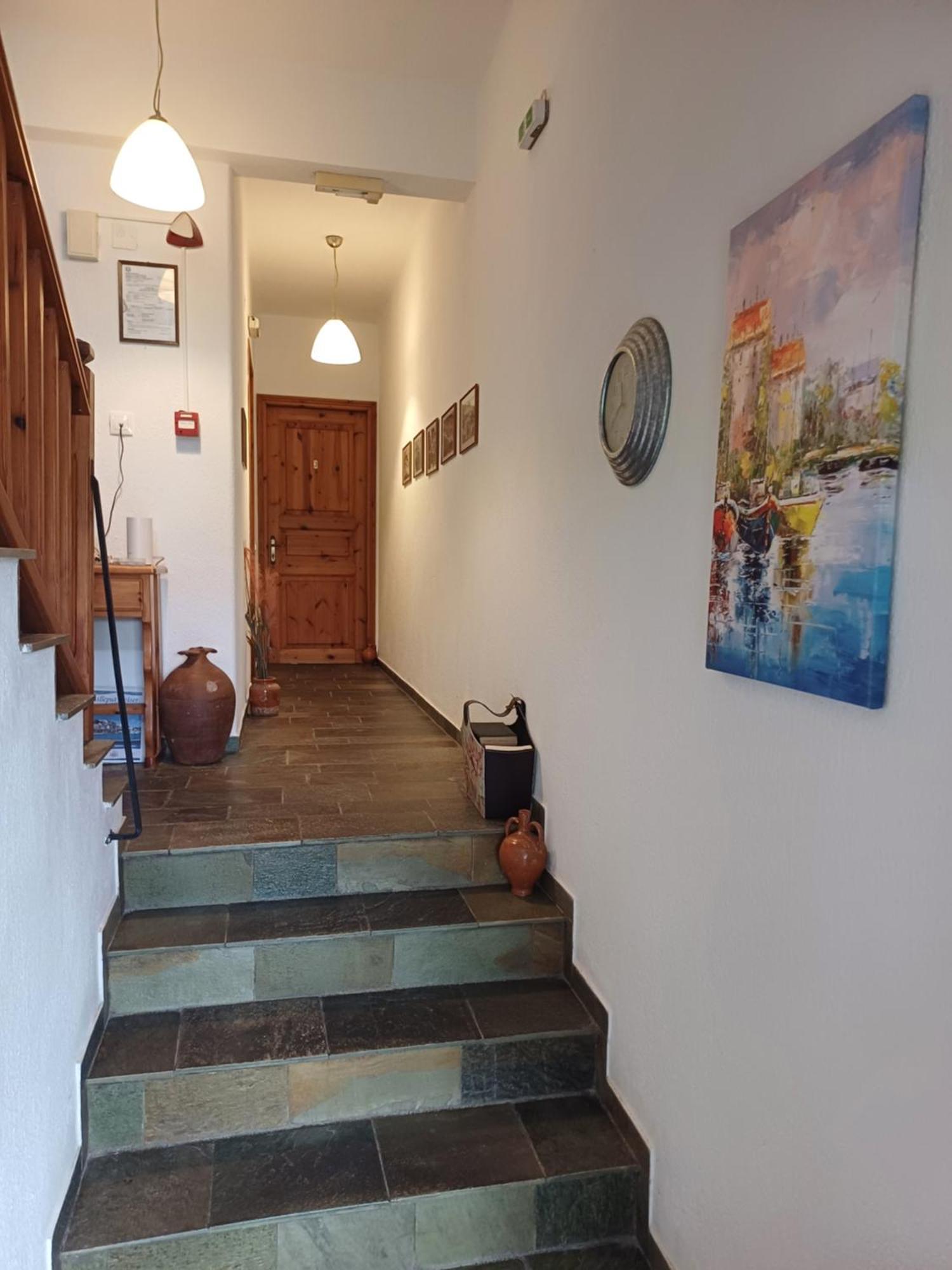 Nikolaos Studios Apartments Skopelos Town Exterior foto