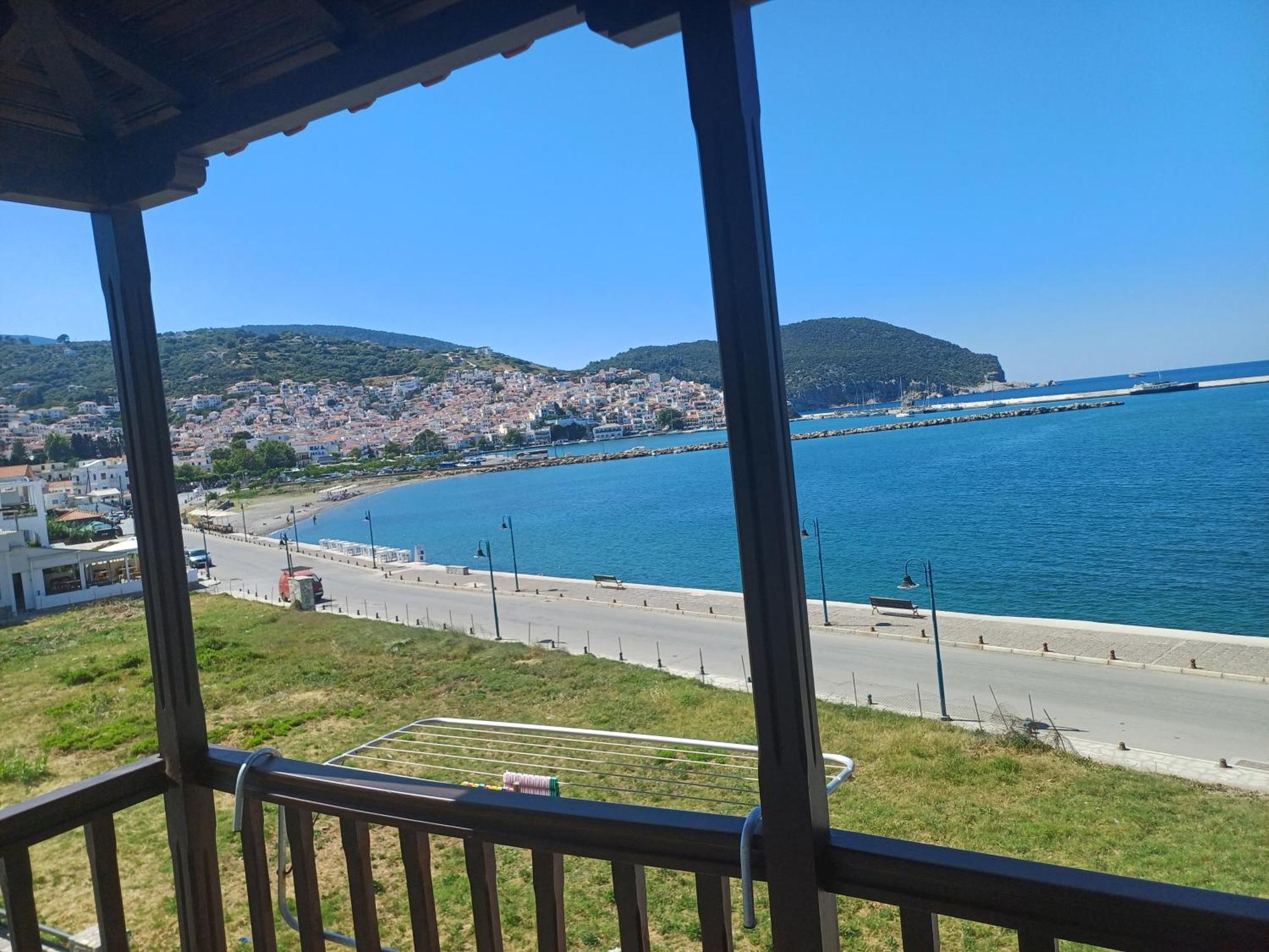 Nikolaos Studios Apartments Skopelos Town Exterior foto