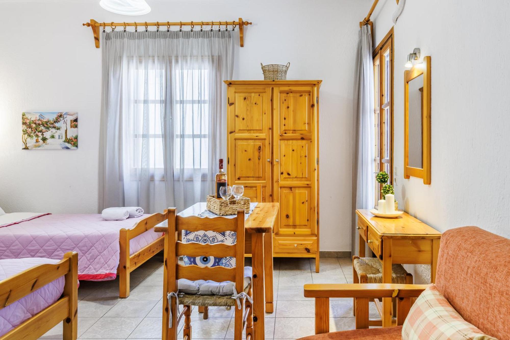 Nikolaos Studios Apartments Skopelos Town Exterior foto
