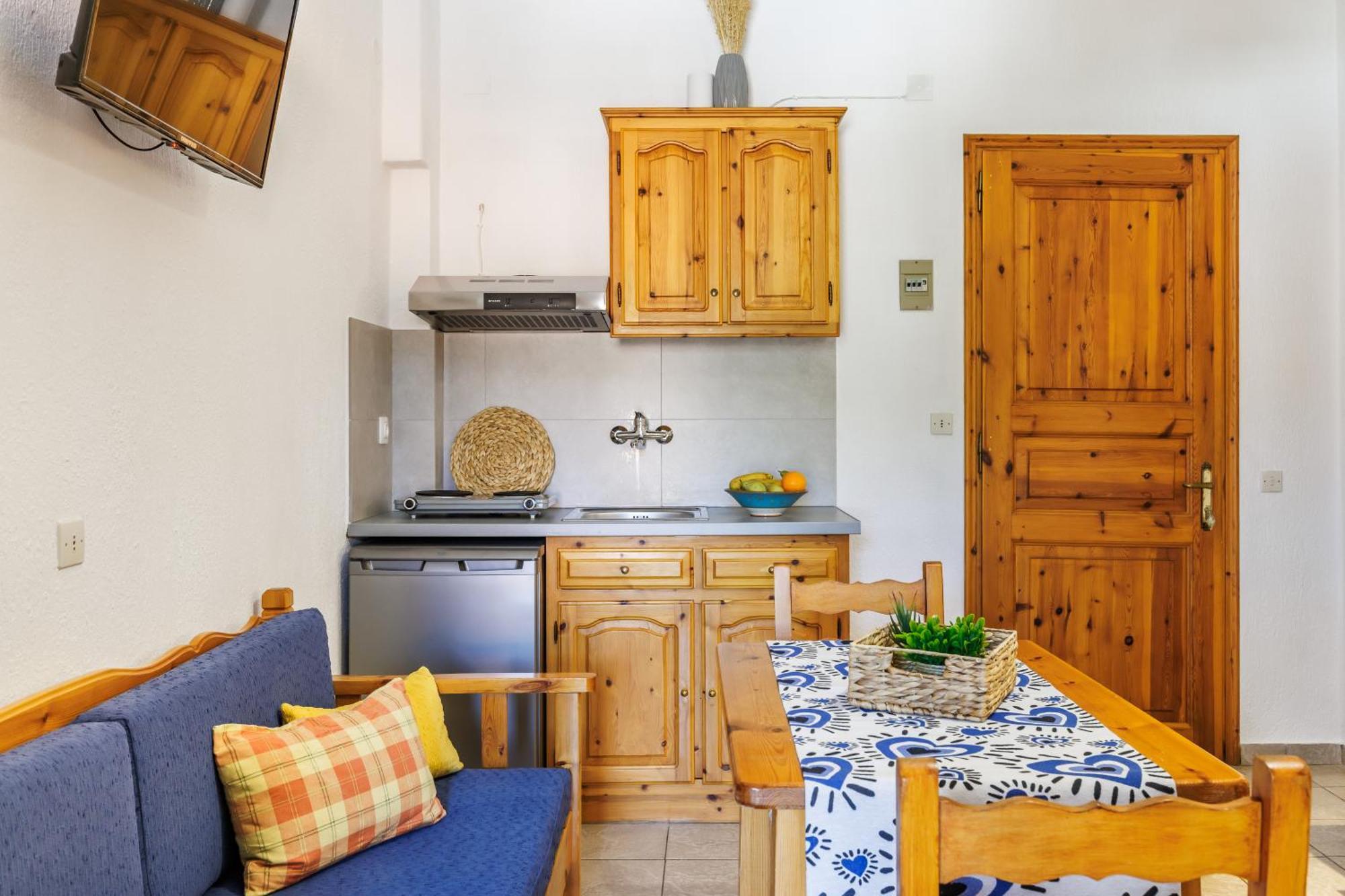 Nikolaos Studios Apartments Skopelos Town Exterior foto